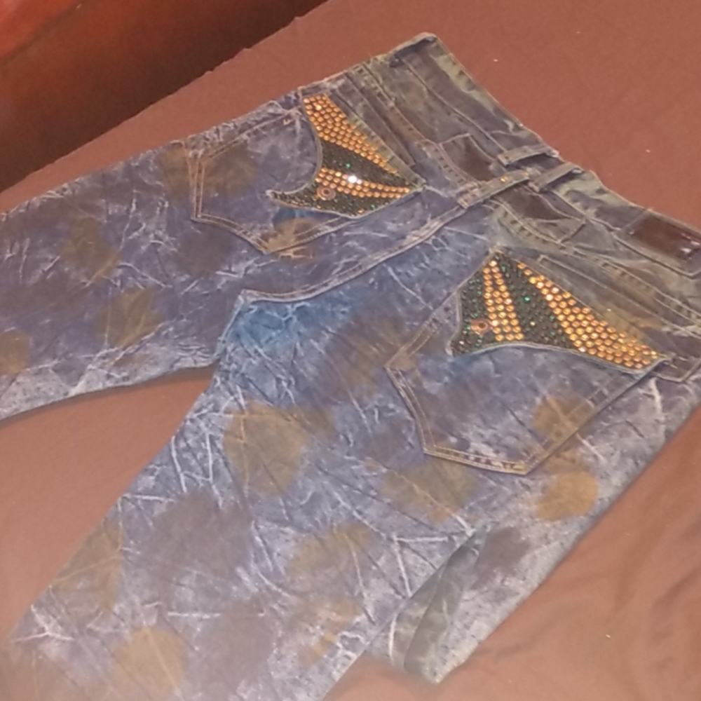 Robin's Jean's